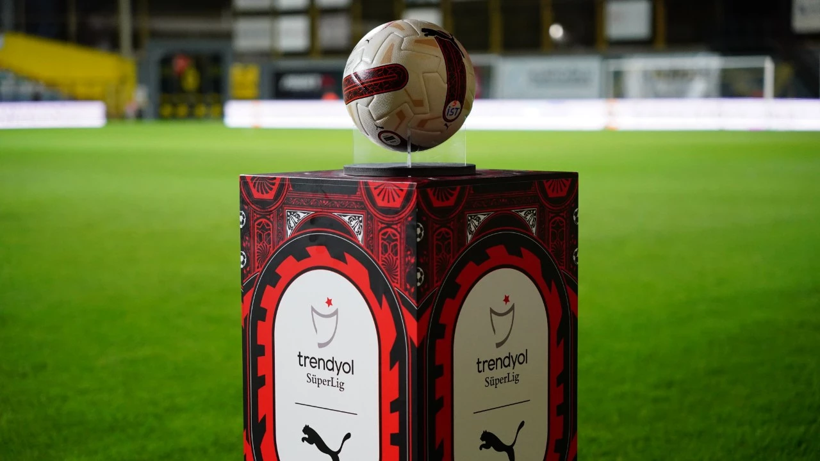 Galatasaray Osimhen ile listeyi alt üst etti! İşte Süper Lig tarihinin en pahalı transferleri - Resim: 4