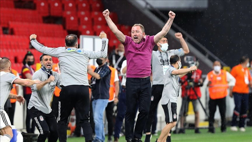 Sergen Yalçın Beşiktaş'a geldi mi? Sergen Yalçın Beşiktaş'la anlaştı mı? - Resim: 3