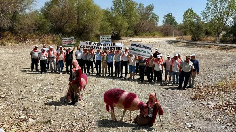 Önce zirai don şimdi kuraklık... Görüntüler korkunç: Türkiye'nin en büyük gölleri ve nehirleri çöle döndü! - Resim: 14