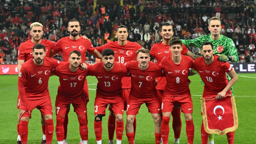 Yunus Akgün ile Hakan Çalhanoğlu kavga mı etti? - Resim: 1