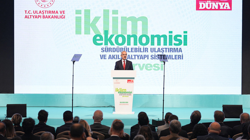 Bakan Uraloğlu DÜNYA’nın ‘Sürdürülebilir Ulaştırma Zirvesi’nde konuştu: Referans olacak - Resim : 4