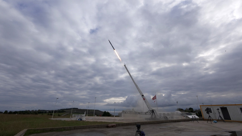 ASELSAN’ın GÖKTAN sistemi ilk atış testinde tam isabet sağladı - Resim : 1