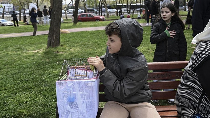 İSTANBUL'DA YARIN OKULLAR TATİL Mİ? 28 Nisan Pazartesi İstanbul'da okul var mı, açık mı? - Resim : 1