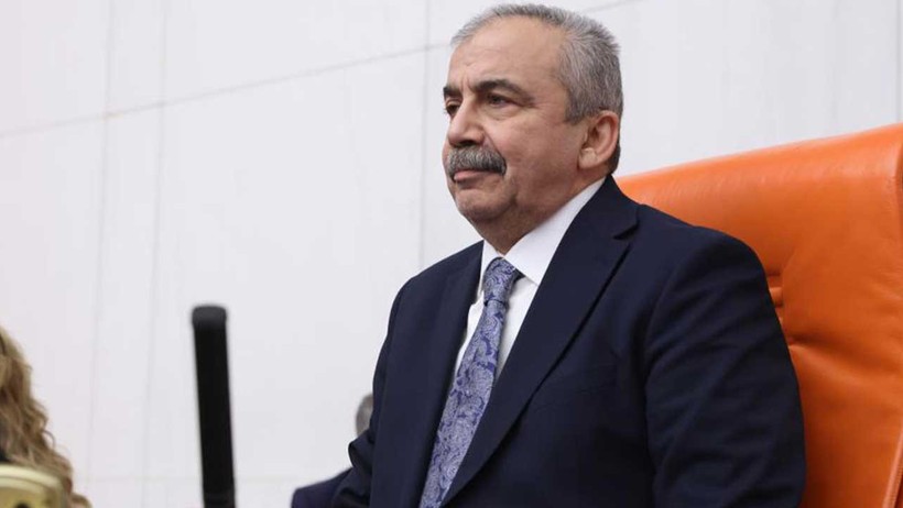 Önder'e veda... Sırrı Süreyya Önder cenaze töreni ne zaman, nerede yapılacak? Sırrı Süreyya Önder nereye defnedilecek? - Resim : 1