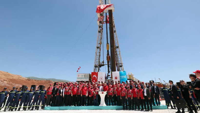 Bakan Bayraktar'dan Gabar açıklaması: 41 milyon varil yeni rezerv keşfettik - Resim : 1