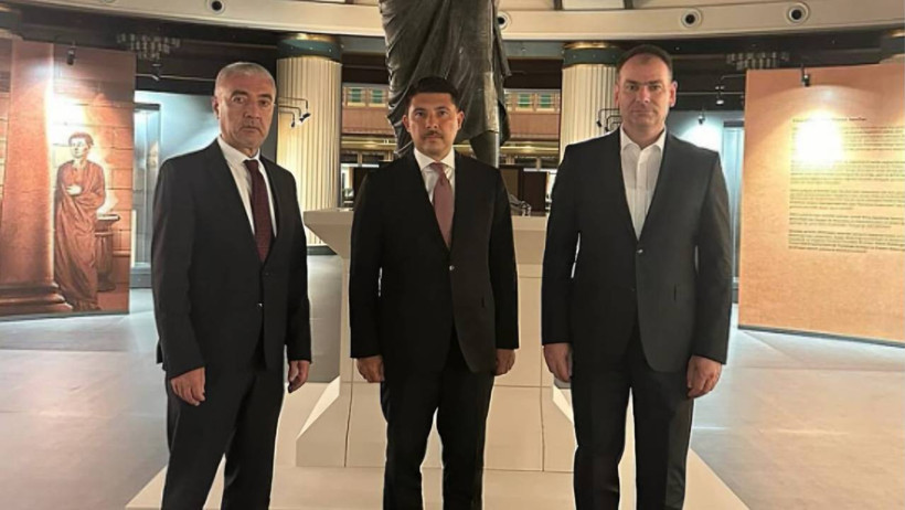 "Arkeolojinin Altın Çağı" Sergisi ziyaretçileriyle buluştu - Resim : 2