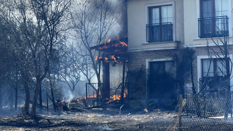 Çanakkale’deki yangın büyüyor: Boğaz trafiği durduruldu, bölgeler tahliye ediliyor - Resim : 4