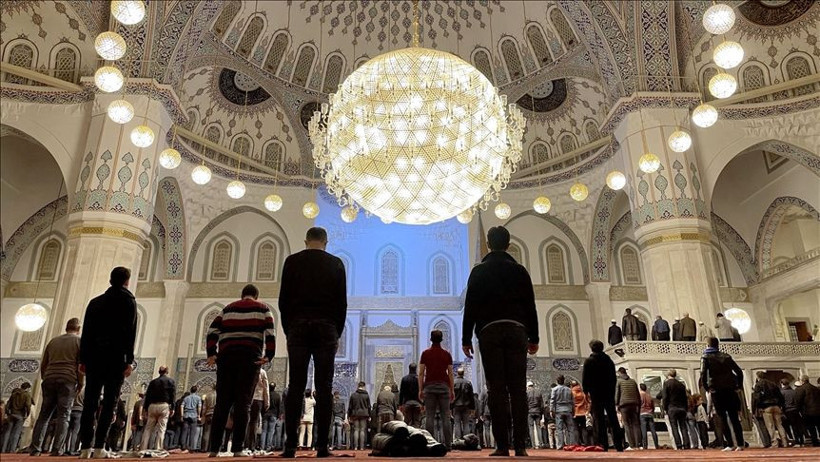 Bugün kandil mi? Mevlid Kandili bugün mü yarın mı? Ne zaman? - Resim: 3