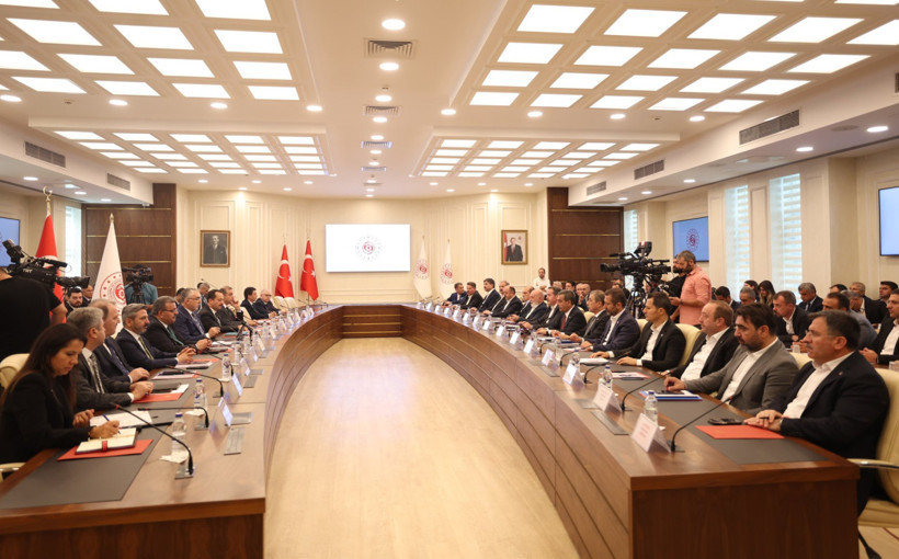 Bakan Işıkhan'dan memur ve memur emeklisinin toplu sözleşme süreci öncesi dikkat çeken mesaj - Resim : 2