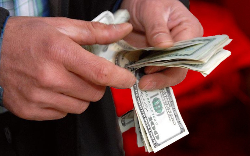 Trump'ın gümrük vergileri ABD dolarını nasıl etkileyecek?