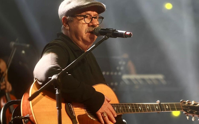 Bülent Ortaçgil, ENKA Açıkhava'da konser verecek