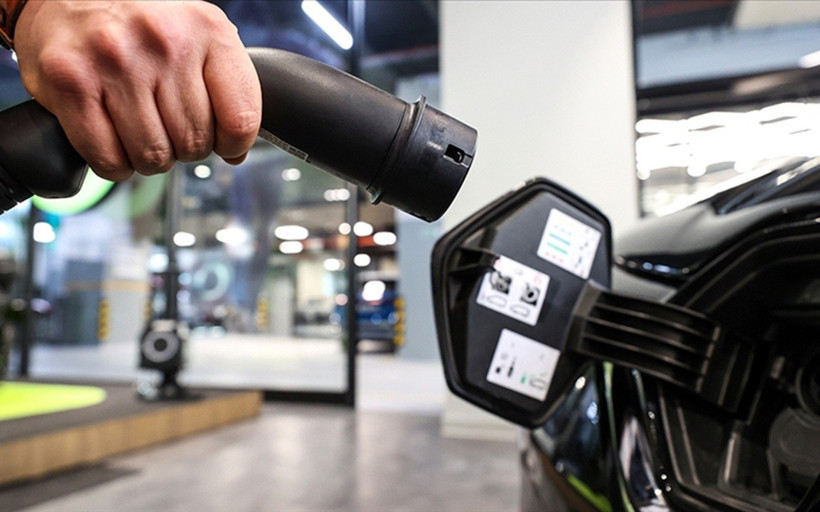 Küresel elektrikli araç satışları 7 ayda 10,7 milyonu aştı