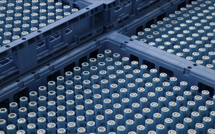 Çin'den çığır açan buluş: Bilim insanları Tesla'nın iki katı güçte pil geliştirdi