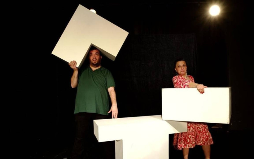 “İlişki Geliştirme Merkezi” günümüz ilişkilerini cesurca irdeliyor