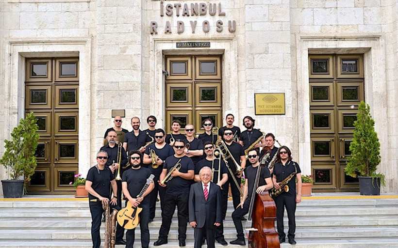 "Yıldızlar Altında 30. Yıl"