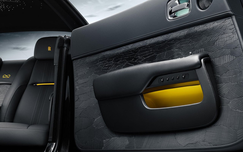 Rolls-Royce'tan müthiş veda: Black Badge Wraith Black Arrow modeli göz doldurdu - Resim: 14
