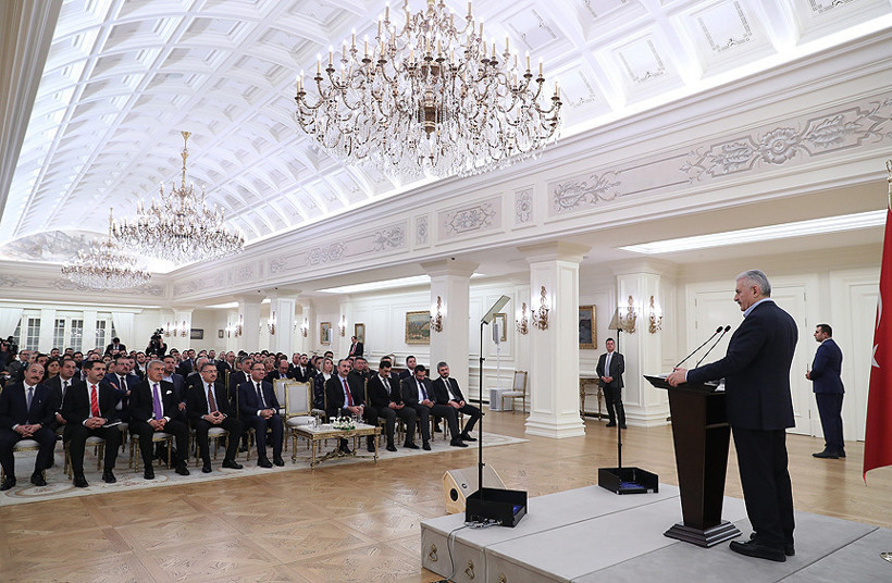 Yıldırım, '15 Temmuz' avukatlarıyla buluştu - Resim : 1