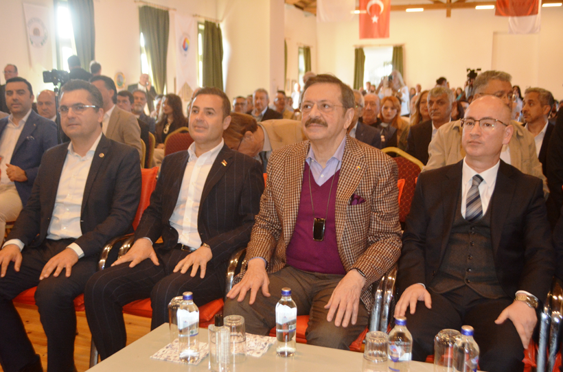 TOBB Başkanı: Topraklarımızın değerini bilirsek bunu dünyaya anlatabiliriz - Resim : 1