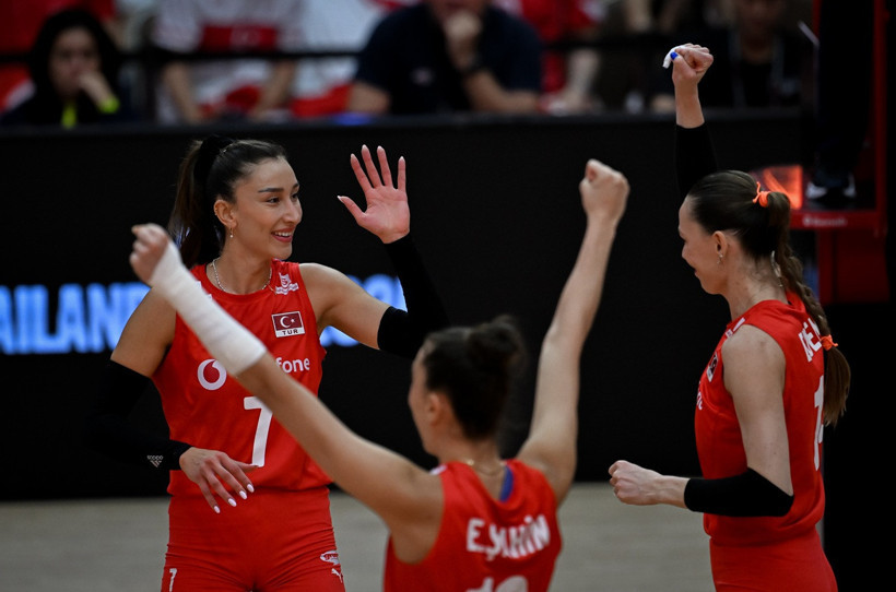 Filenin Sultanları yarı finalde! Türkiye–Japonya voleybol maçı ne zaman, saat kaçta ve hangi kanalda? - Resim : 1