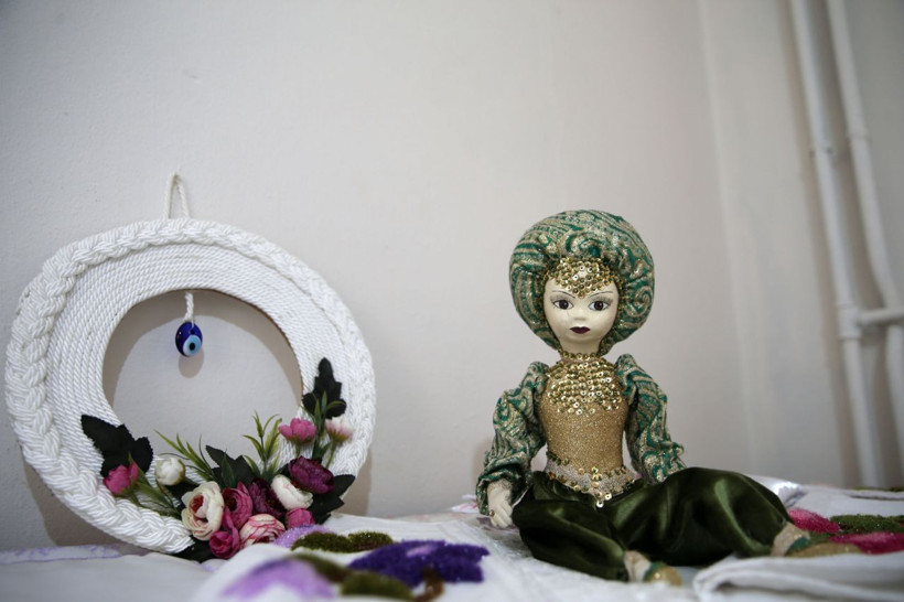 Atıl malzemelerden hediyelik eşya üretiyorlar - Resim: 4