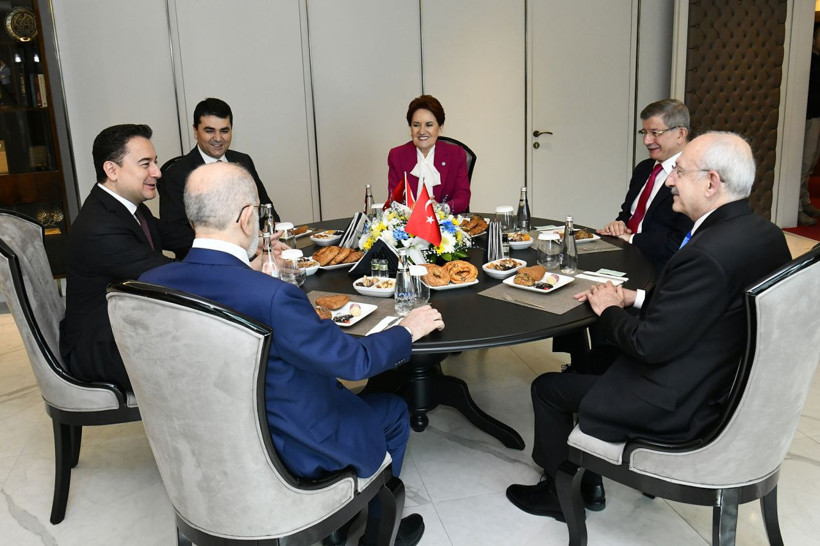 Altılı Masa ilk kez 'aday' konuşacak! Kritik toplantıdan ne karar çıkacak? - Resim: 1