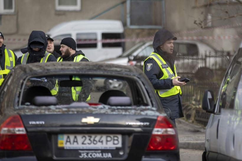 Saldırılar sürüyor: Kiev'de siren ve patlama sesleri! - Resim: 12