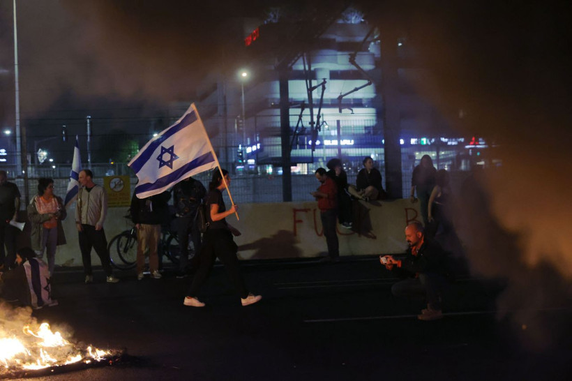 İsrail sokakları alev alev... Netanyahu geri adım attı - Resim: 13