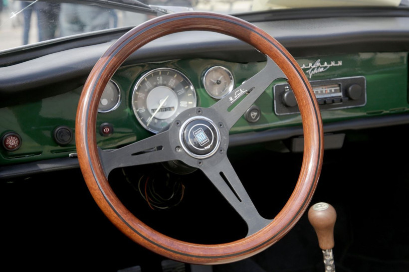 Her dönemin gözbebeği klasik otomobiller - Resim: 2