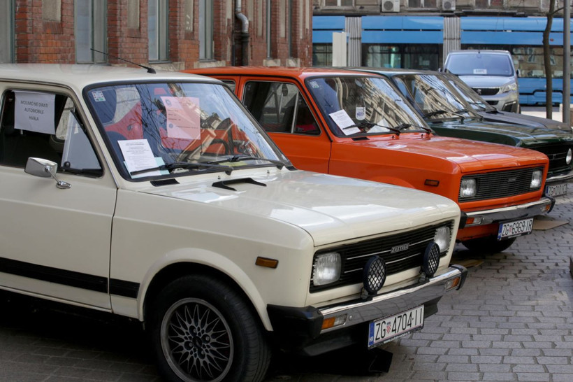 Her dönemin gözbebeği klasik otomobiller - Resim: 7