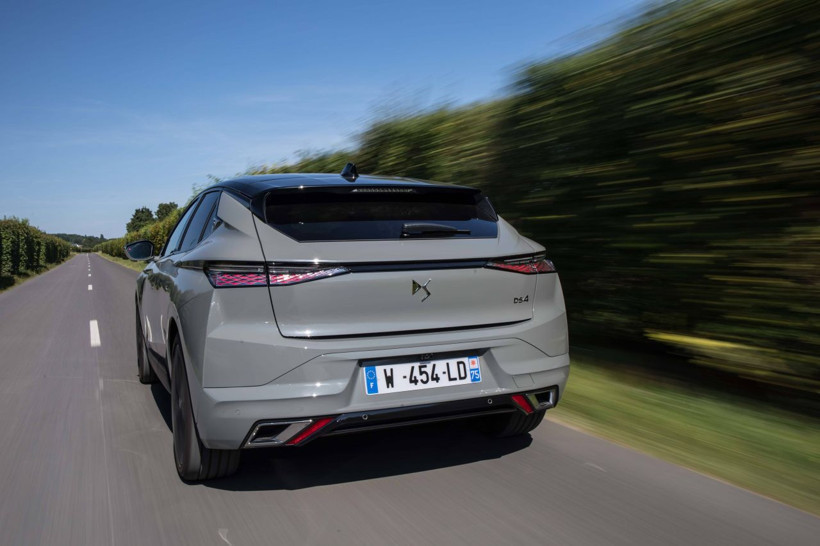 Yeni DS 4 benzinli motor seçeneğiyle Türkiye’de satışa çıktı - Resim: 2