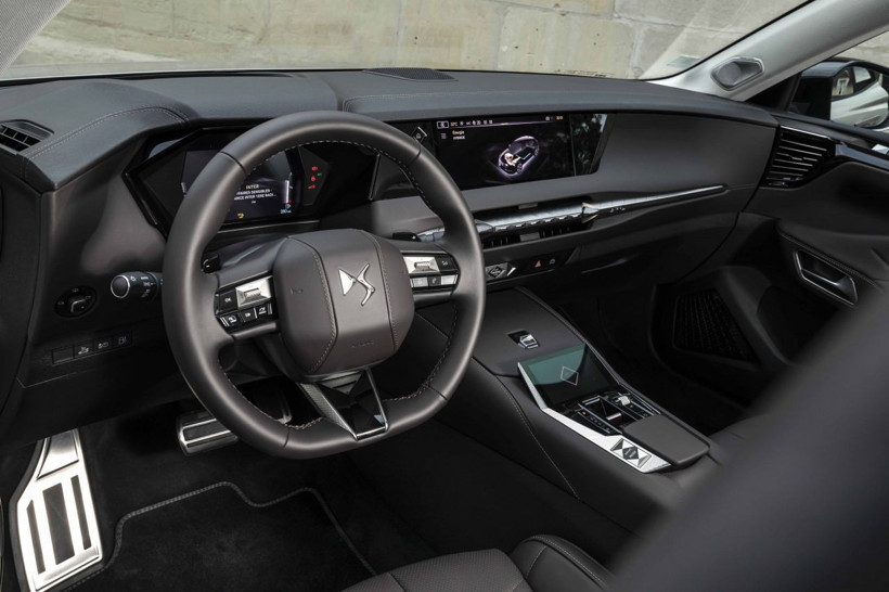 Yeni DS 4 benzinli motor seçeneğiyle Türkiye’de satışa çıktı - Resim: 4