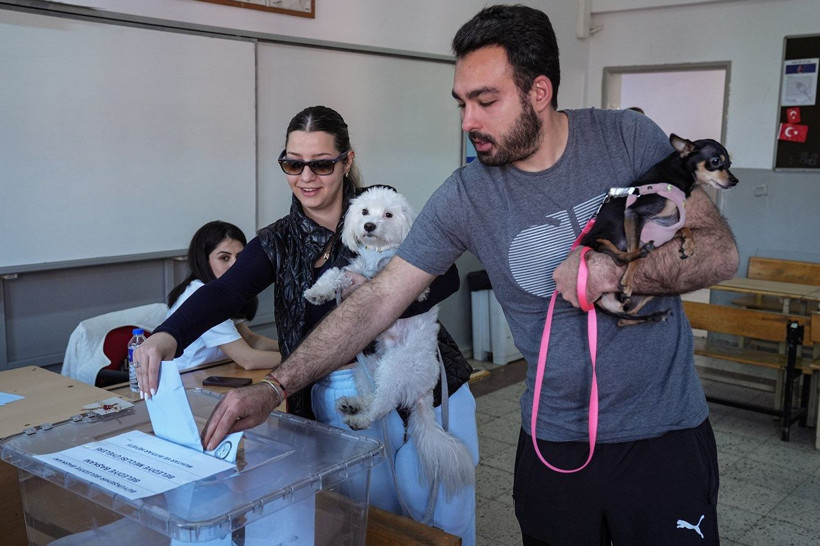 Milyonlar sandıkta... Yurttan seçim manzaraları... - Resim: 13