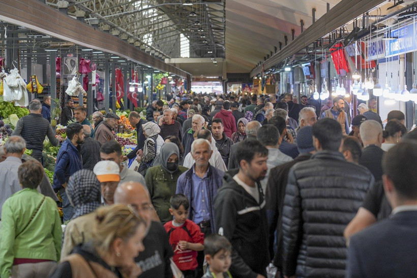 Çarşı-pazarda Ramazan Bayramı öncesi yoğunluk - Resim: 3
