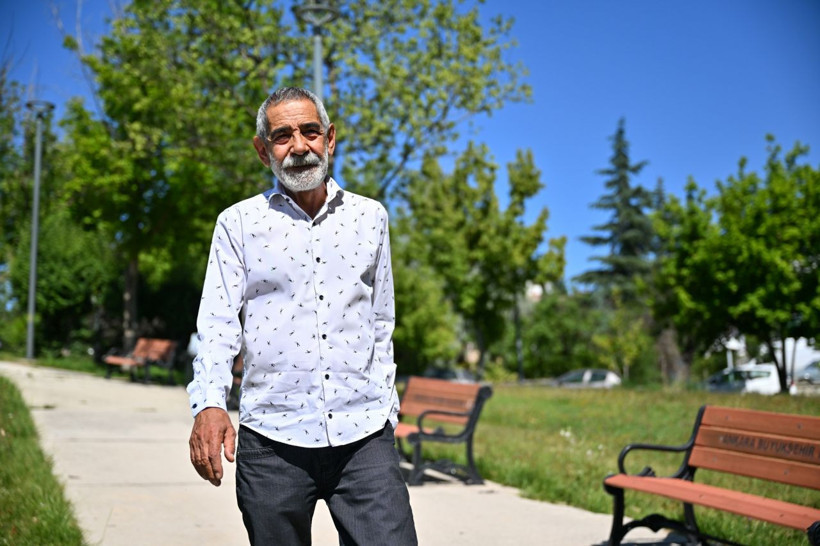 Ünlü oyuncu Turgay Tanülkü'nün bilinmeyen hikâyesi:  26 çocuğa babalık yapıyor - Resim: 8