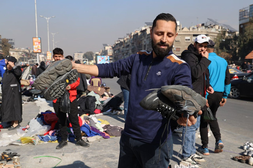 Suriye'de ikinci el yasağı kalktı, 20 dolarlık bot 1 dolara indi! Türkiye'den de alışverişe gittiler - Resim: 10