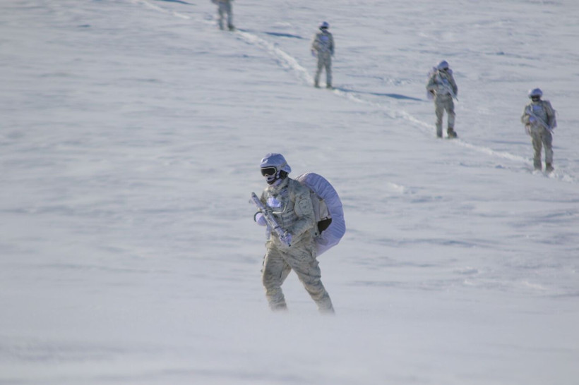 Bordo Bereliler’in zorlu kış eğitimi! -40 derecede nasıl hayatta kalıyorlar? - Resim: 7
