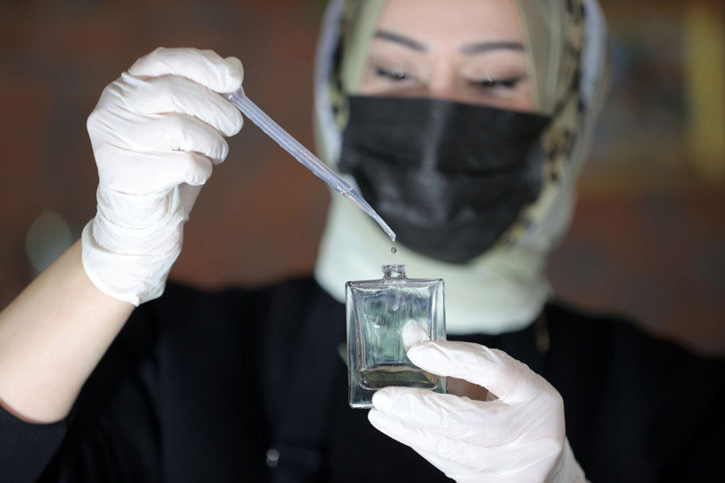 'Seçim kazandıran' Türk parfümcü: Pazarlamacı olarak başladı, şimdi 30 ülkeye ihracat yapan şirketi var - Resim: 7