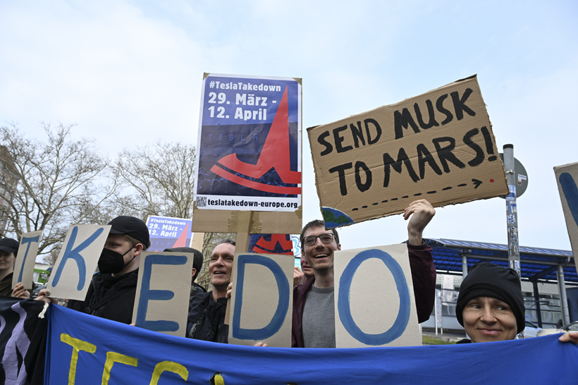 Tesla protestoları dünyanın dört bir yanına yayılıyor! Musk'a 'Mars'a git!' diyenler kim? - Resim: 4