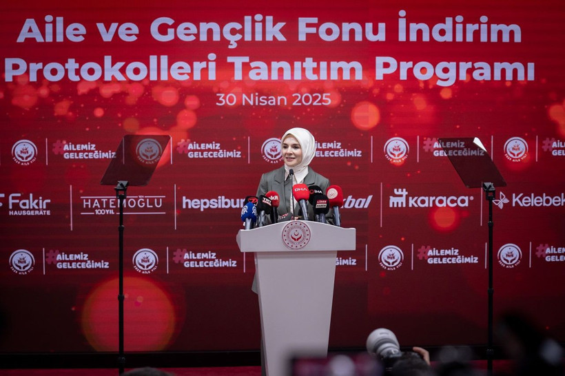 Bakan duyurdu! Aile ve Gençlik Fonu'yla evleneceklere ek destek! - Resim: 1