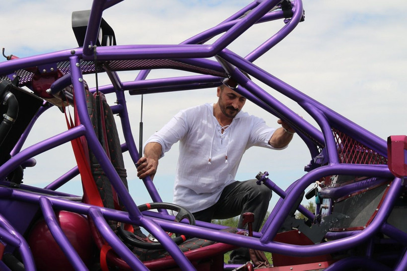 Film ilham kaynağı oldu! Elleriyle arazi aracı yaptı - Resim: 2