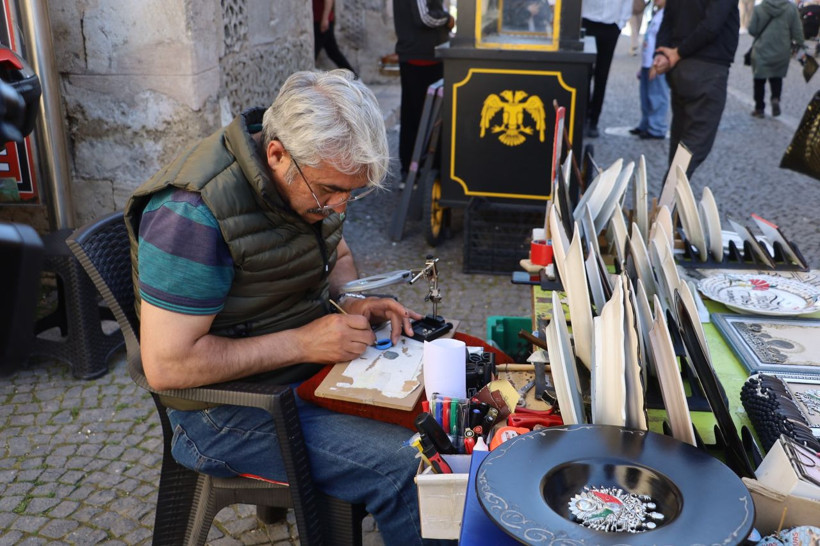 800 yıllık tarihi pilavlık pirinç tanelerine işliyor - Resim: 1