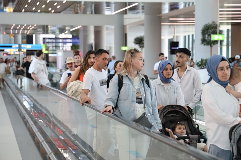 İstanbul Havalimanı’nda bayram telaşı başladı! - Resim: 1
