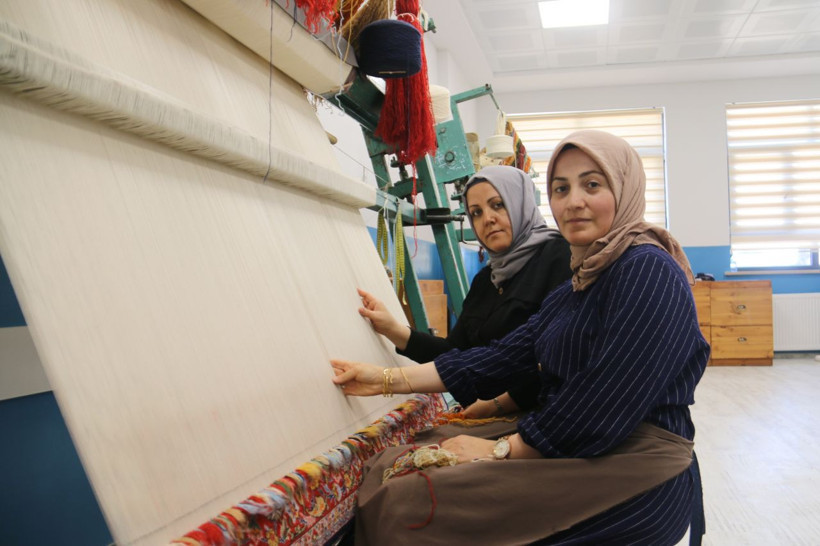 Metrekaresi 50 bin lira: Bu halıyı isteyen 1 yıl beklemek zorunda! - Resim: 1