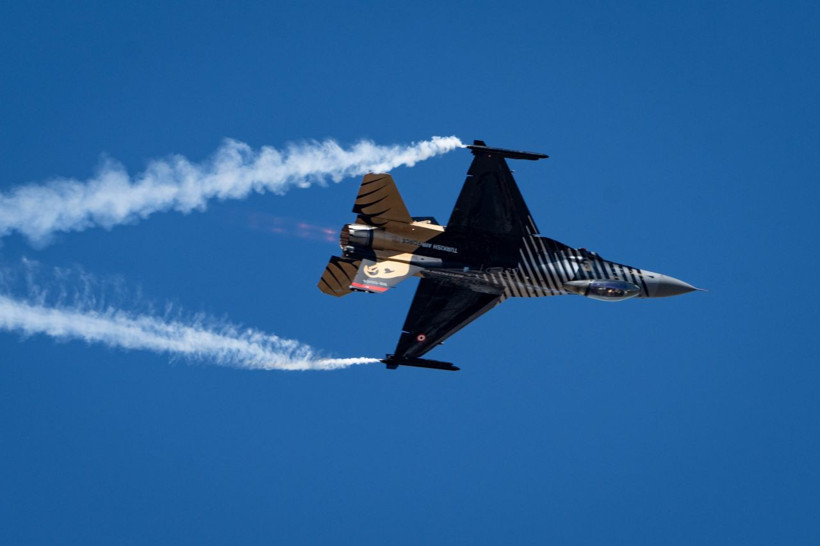 Anıtkabir semalarında 30 Ağustos provası: SOLOTÜRK nefes kesti - Resim: 7