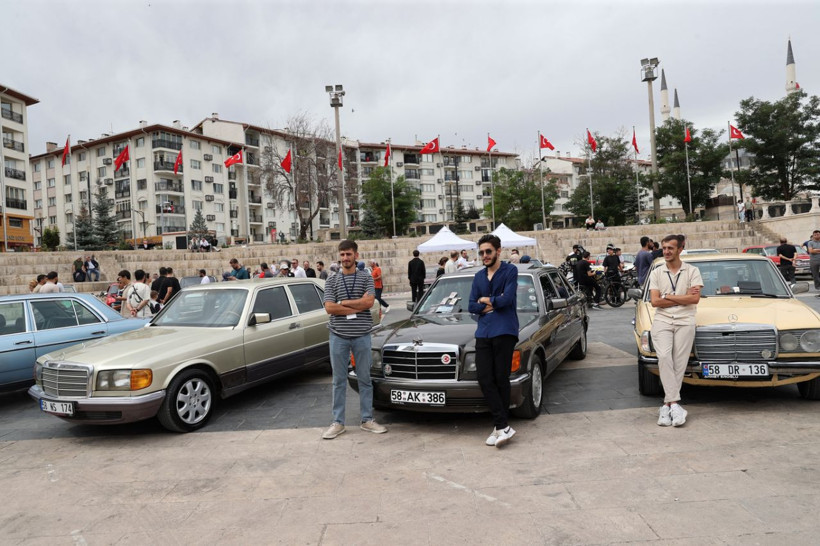 Sivas Kongresi'nin 106. yılı klasik araçlarla kutlandı - Resim: 7