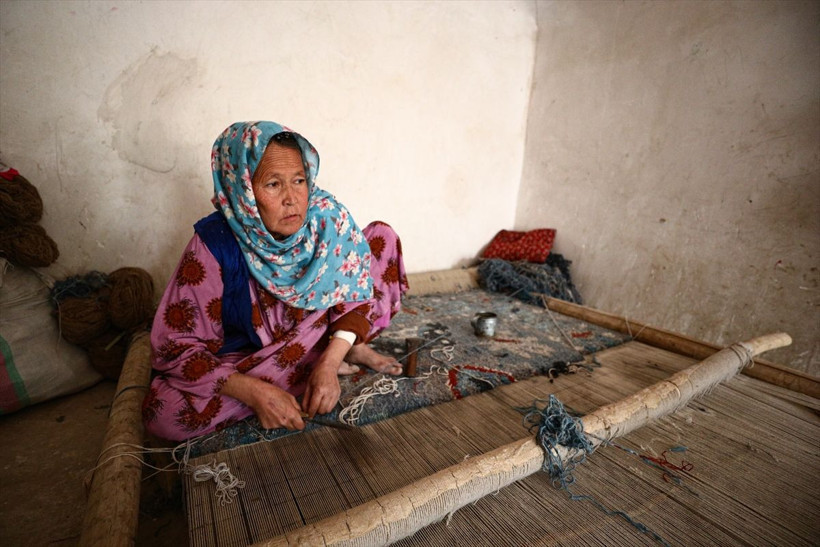 Dünya pazarına sunulan Afgan halısının üretim merkezleri arasında Türkiye de var - Resim: 5