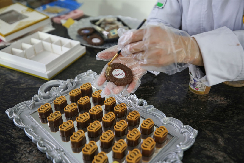 Filistinli şef katkısız çikolataları ilgi odağı oldu - Resim : 1