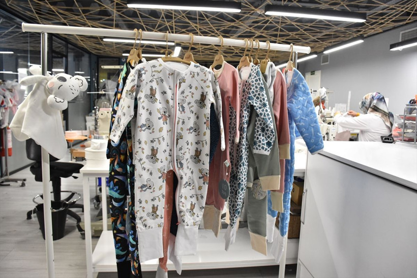 Kızı üşümesin diye yola çıktı, 4 ülkeye ihracat yapıyor - Resim: 8