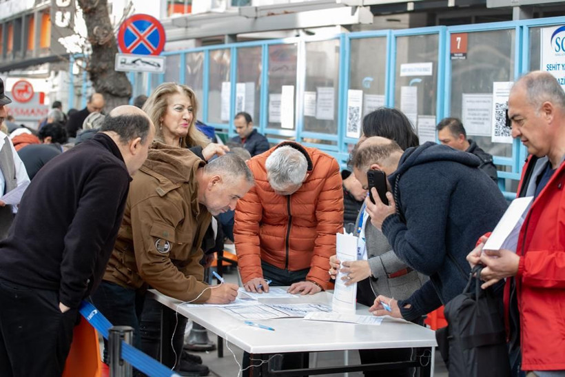 EYT başvuru süreci başladı: Uzun kuyruklar oluştu - Resim: 4