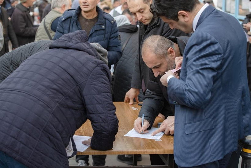 EYT başvuru süreci başladı: Uzun kuyruklar oluştu - Resim: 7